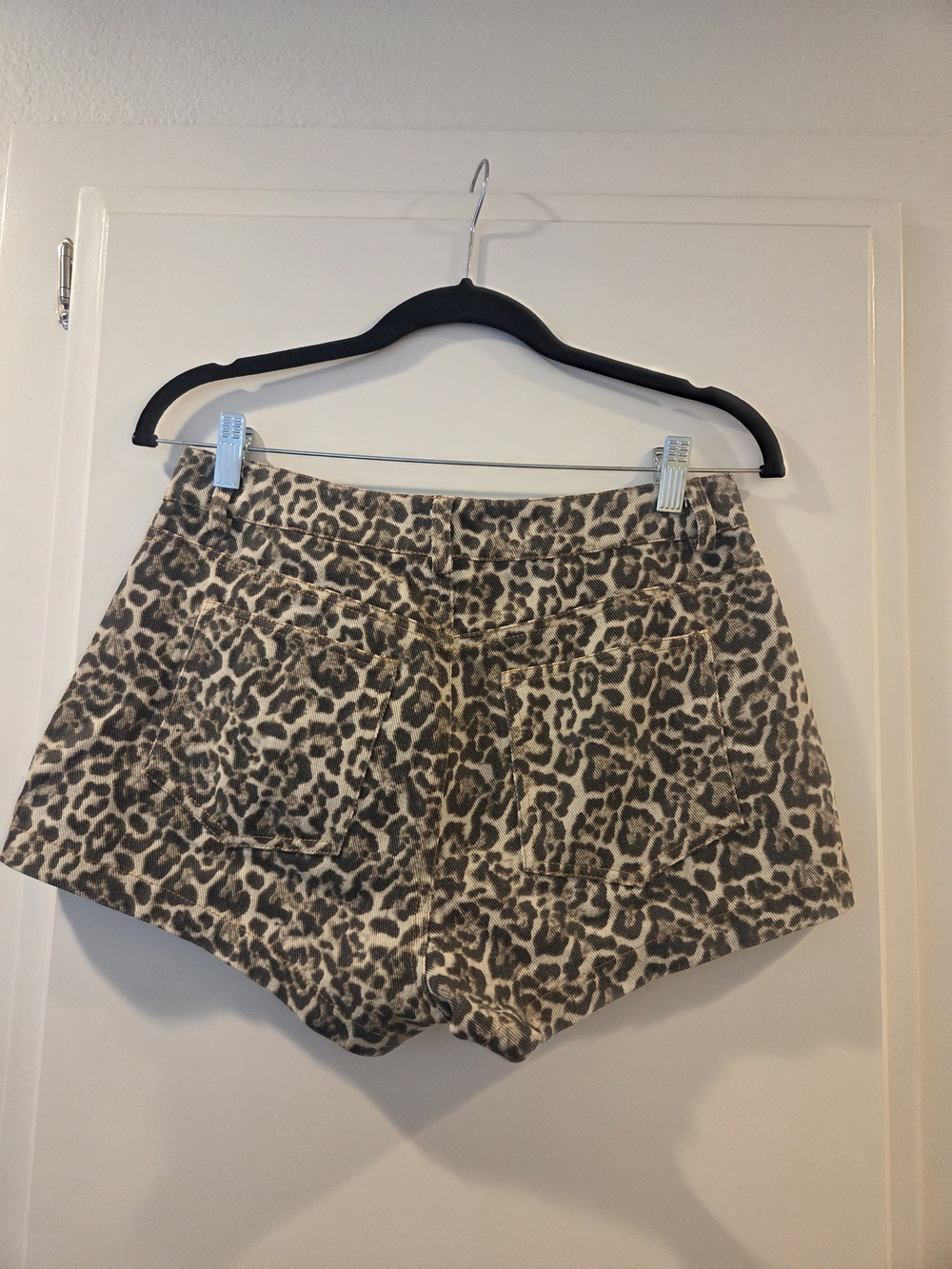 Leopard Print Women's Shorts - Neutral Tones